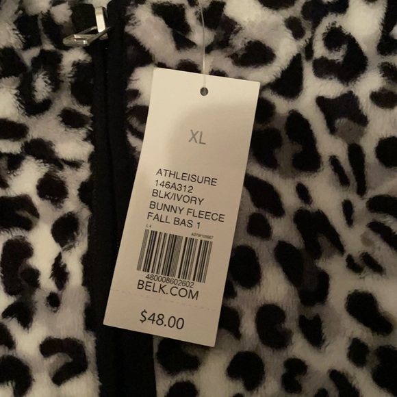 Jacket - Picture 2 of 4